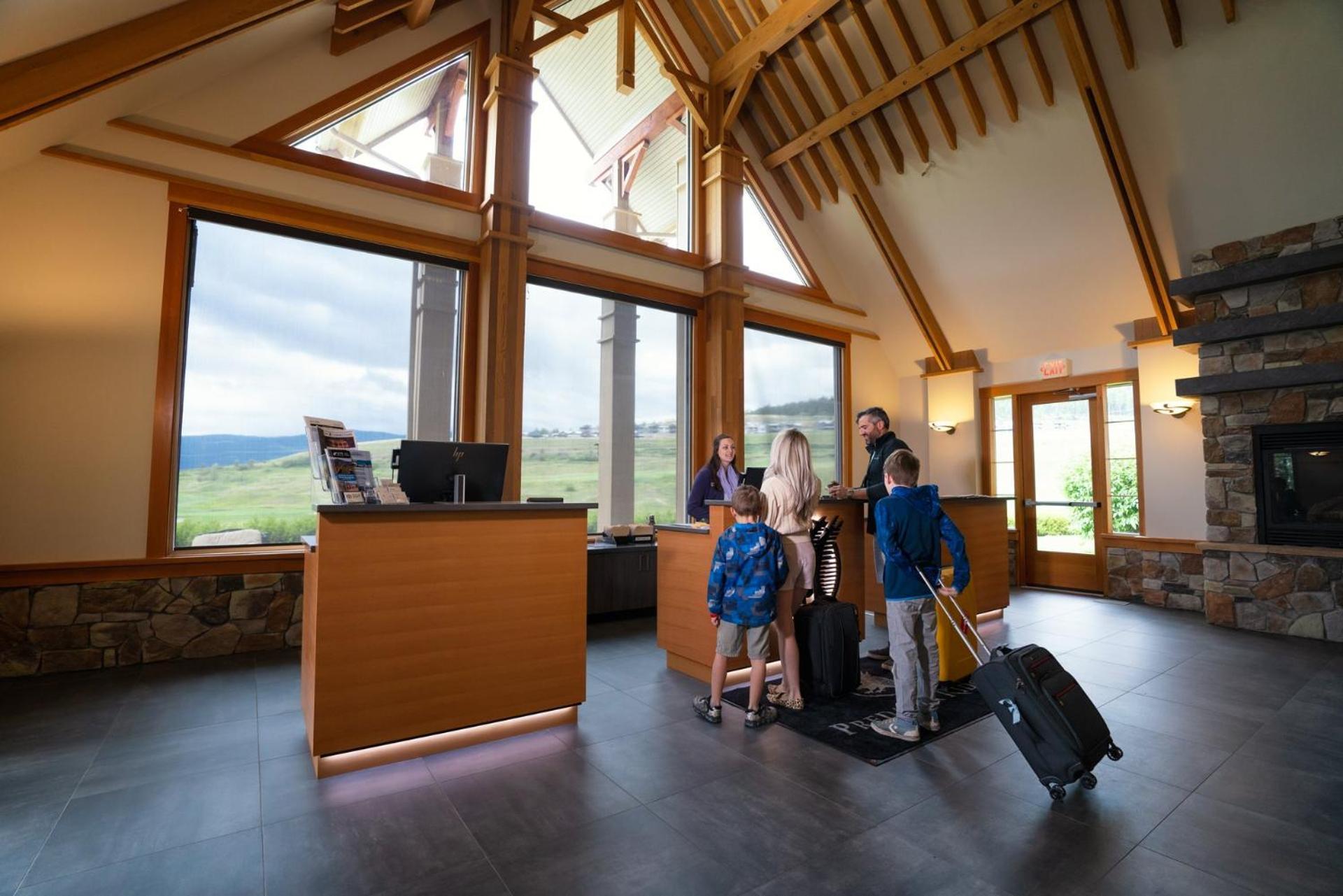 Predator Ridge Resort Vernon Eksteriør billede